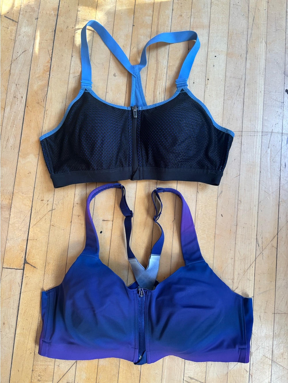 Victoria’s Secret High-Impact Front-Zip Sports Bra - Black & Blue